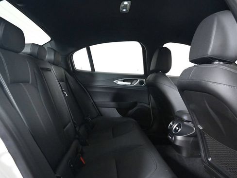 Used 2025 Alfa Romeo Giulia w/ Driving Assist Package RWD image 17