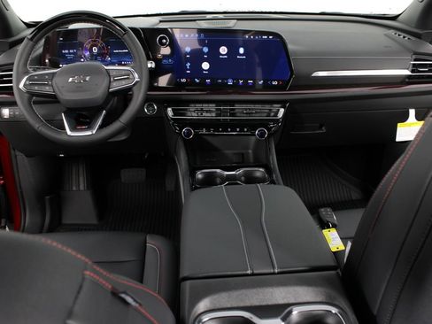 New 2026 Chevrolet Traverse Z71 w/ Enhanced Driving Package AWD/4WD image 12