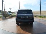 Used 2016 Cadillac Escalade Luxury image 3