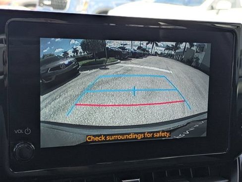 Used 2023 Toyota Corolla Cross AWD Hybrid w/ Moonroof Package image 27
