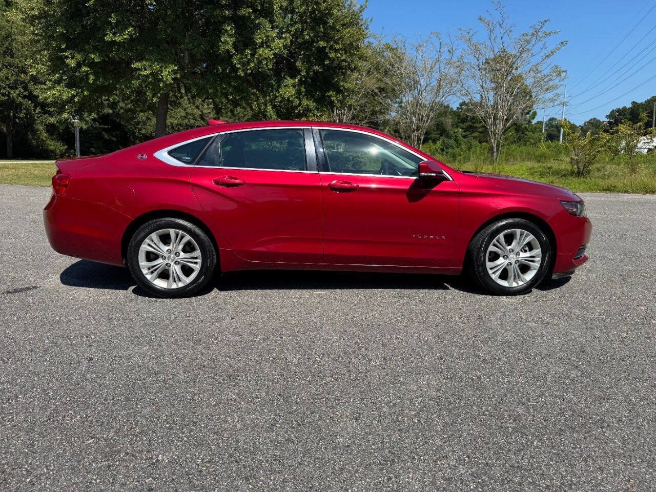 Used 2015 Chevrolet Impala LT w/ Convenience Package FWD image 8