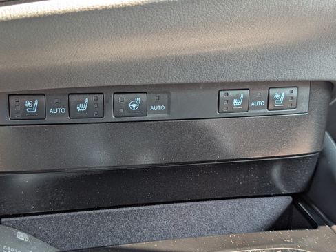 Certified 2025 Lexus ES 350 w/ Premium Package FWD image 26