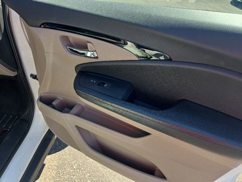 Used 2016 Honda Pilot Elite image 21