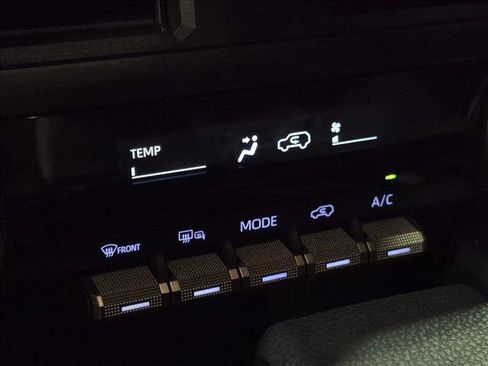 Used 2026 Toyota 4Runner SR5 RWD image 19