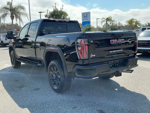 Used 2025 GMC Sierra 2500 AT4 w/ AT4 Premium Plus Package image 5