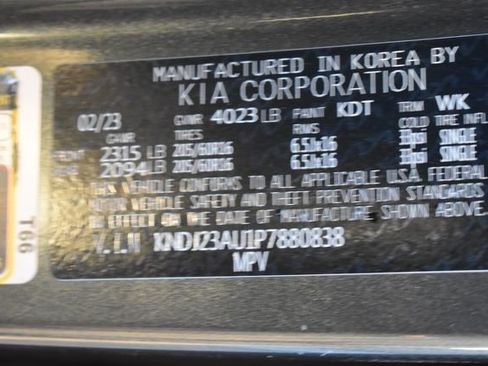 Used 2023 Kia Soul LX w/ LX Technology Package image 32