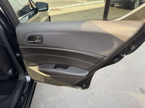 Used 2014 Acura ILX w/ Premium Package image 17