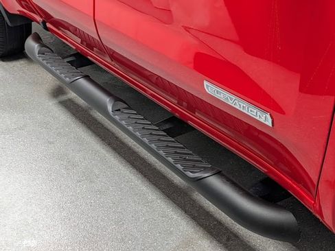 Used 2022 GMC Sierra 1500 Elevation AWD/4WD image 3