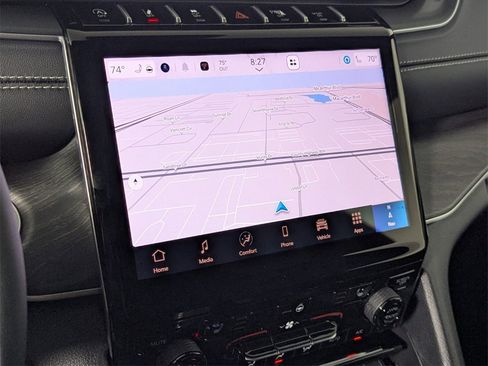 New 2025 Jeep Grand Cherokee Limited image 24