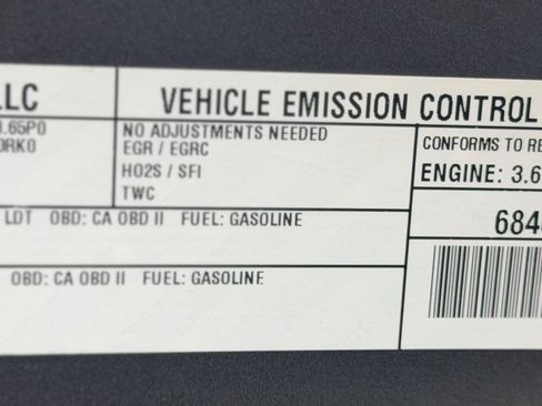 Used 2019 Jeep Grand Cherokee Overland RWD image 29
