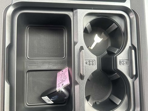 New 2026 Ford F250 Lariat w/ Black Appearance Package image 40