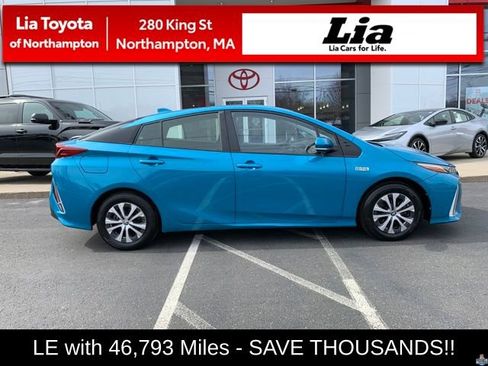 Used 2021 Toyota Prius Prime LE image 1
