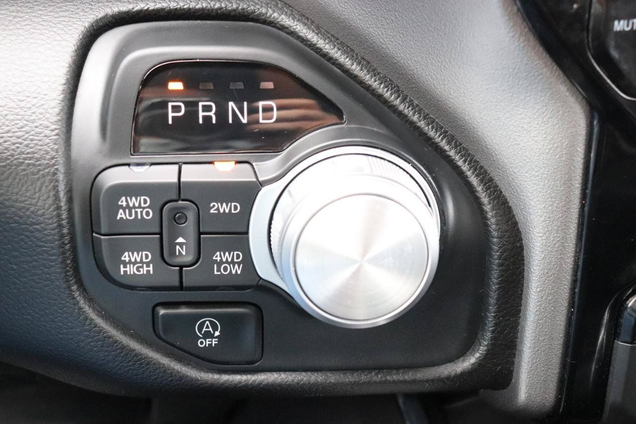 Used 2025 RAM 1500 Laramie AWD/4WD image 40