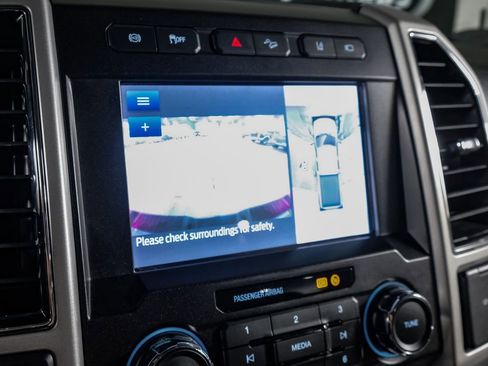 Used 2021 Ford F250 Lariat w/ Lariat Ultimate Package image 22