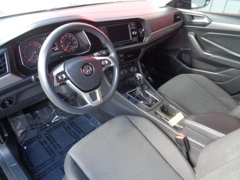 Used 2019 Volkswagen Jetta S FWD image 2