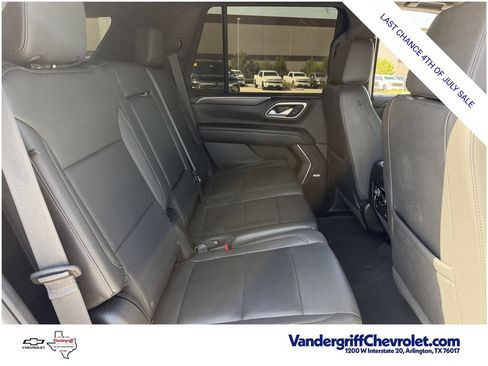 Used 2024 Chevrolet Tahoe LT w/ Luxury Package RWD image 28