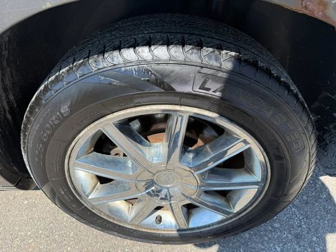 Used 2009 Chrysler 300 Limited w/ Protection Group image 10