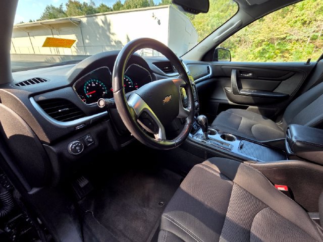 Used 2016 Chevrolet Traverse LT AWD/4WD image 15