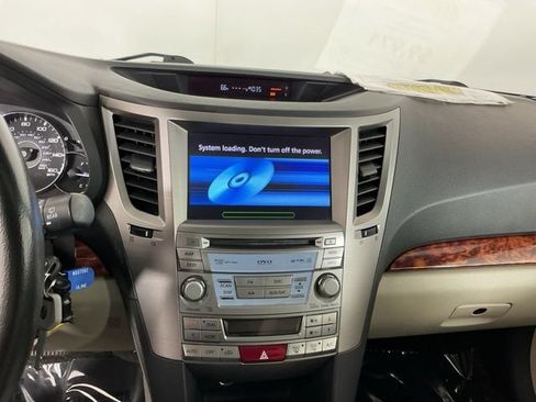 Used 2012 Subaru Outback 3.6R Limited AWD/4WD image 18