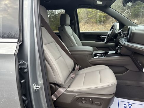 New 2026 Chevrolet Suburban LT w/ Comfort Package image 27