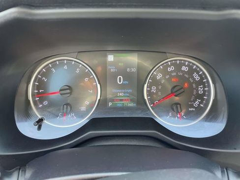 Used 2021 Toyota RAV4 LE AWD/4WD image 29