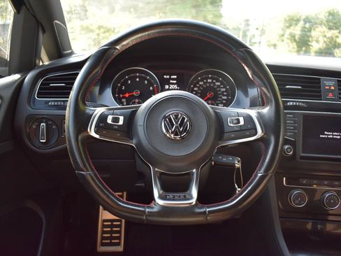 Used 2017 Volkswagen GTI Autobahn FWD image 27