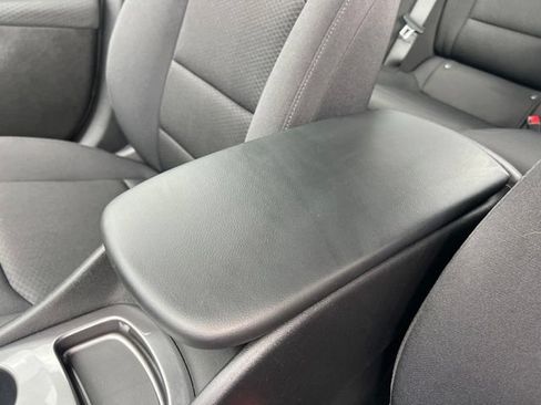 Used 2023 Chevrolet Malibu LS FWD image 26