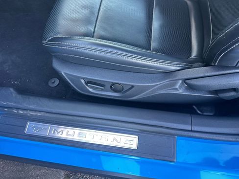 Used 2024 Ford Mustang Premium image 23