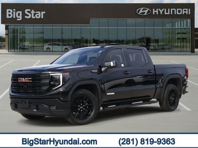 Used 2025 GMC Sierra 1500 Elevation w/ Elevation Premium Package