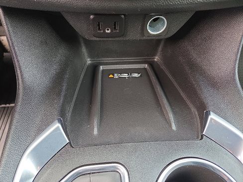 Used 2023 Chevrolet Traverse LT w/ LPO, Floor Liner Package image 30