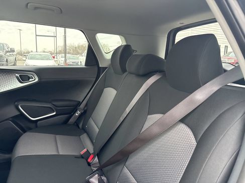 Used 2025 Kia Soul S FWD image 5