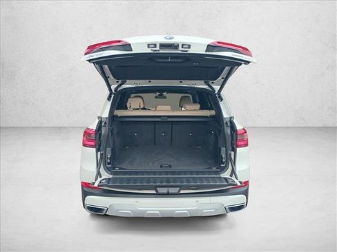 Used 2022 BMW X5 xDrive40i w/ Premium Package image 7