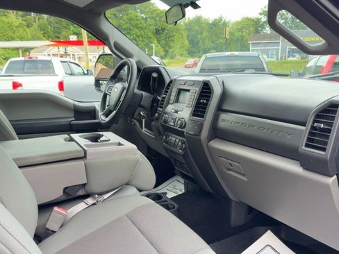 Used 2019 Ford F250 XL w/ STX Appearance Package AWD/4WD image 13
