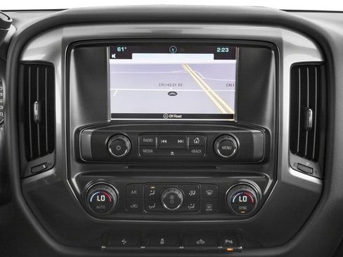Used 2018 Chevrolet Silverado 1500 LT w/ Texas Edition RWD image 18
