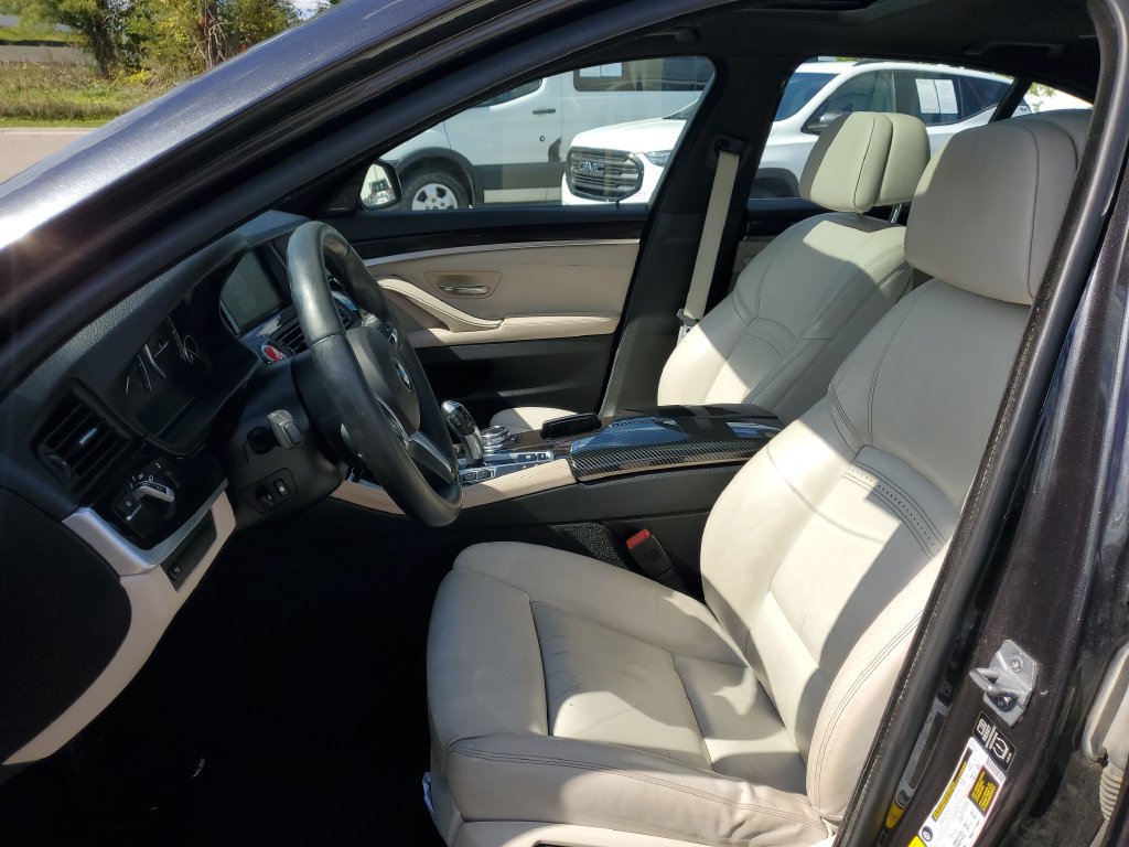 Used 2014 BMW 535d xDrive AWD/4WD image 10