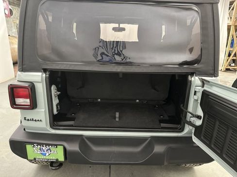 Used 2023 Jeep Wrangler Sport image 21