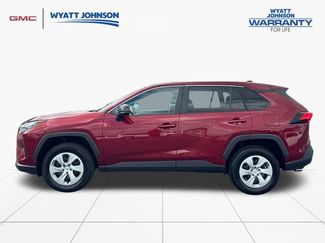 Used 2025 Toyota RAV4 LE FWD video 2