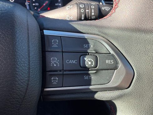 Used 2023 Jeep Compass Trailhawk image 28