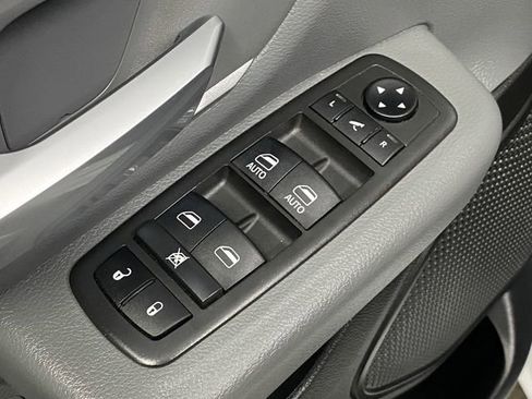 Certified 2021 RAM 1500 Big Horn image 30