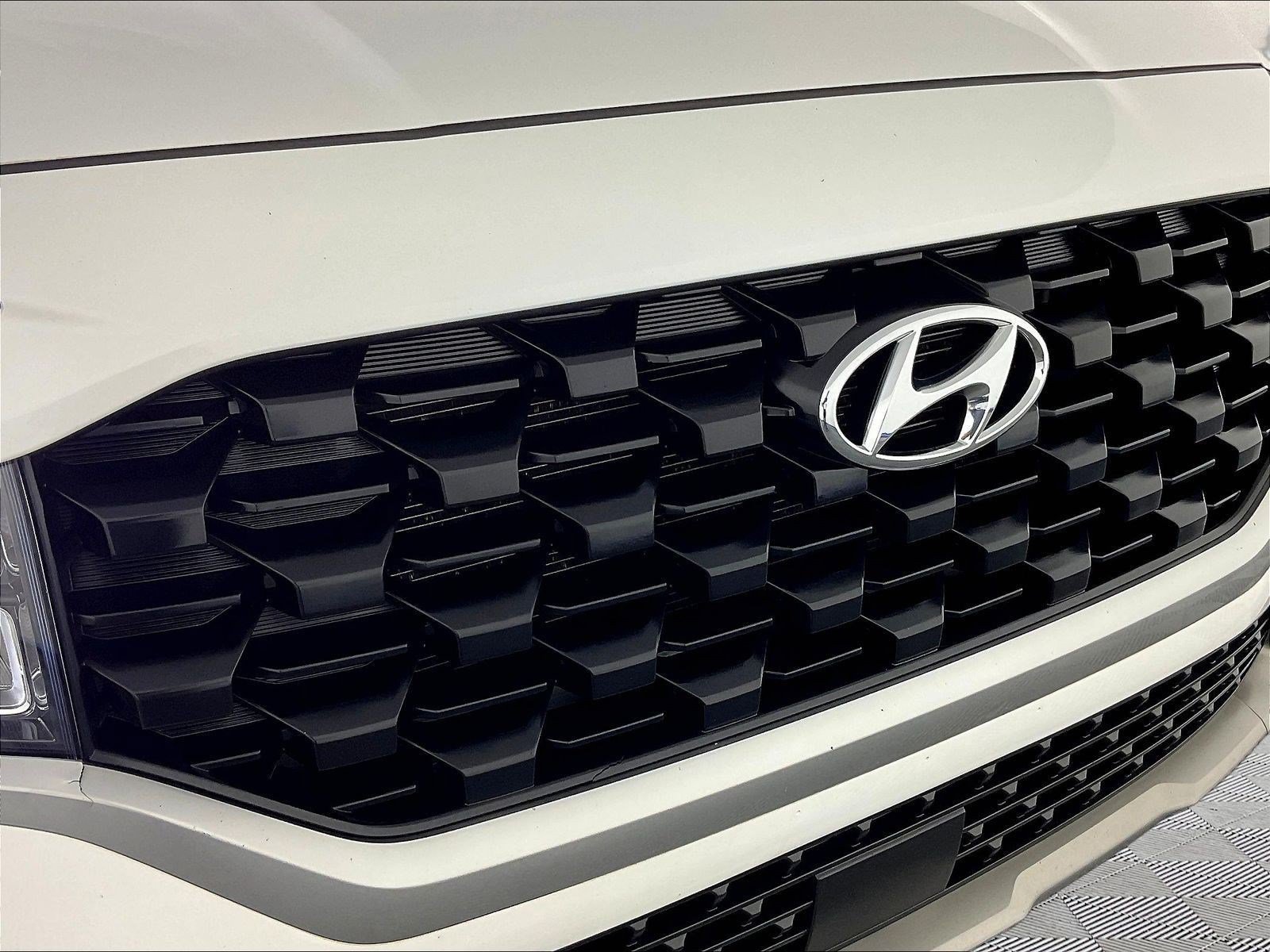 Certified 2023 Hyundai Santa Fe SE FWD image 31