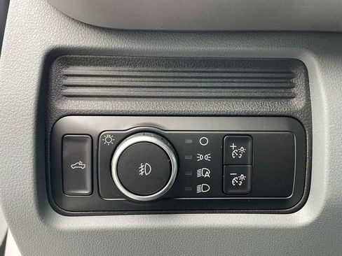 New 2026 Ford F250 XL w/ XL Driver Assist Package RWD image 18