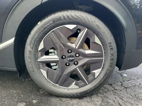 New 2026 Kia EV6 Light RWD image 7
