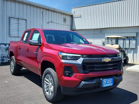 New 2026 Chevrolet Colorado LT w/ LT Convenience Package AWD/4WD image 6