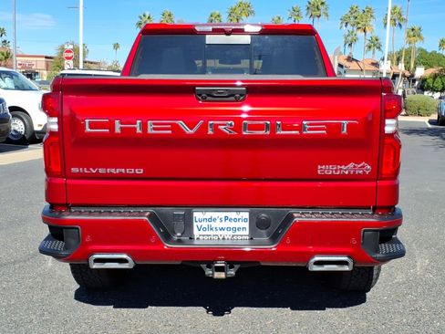 Used 2025 Chevrolet Silverado 1500 High Country w/ Z71 Off-Road Package image 6