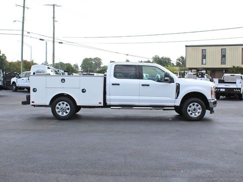 Used 2024 Ford F250 XLT w/ FX4 Off-Road Package AWD/4WD image 7