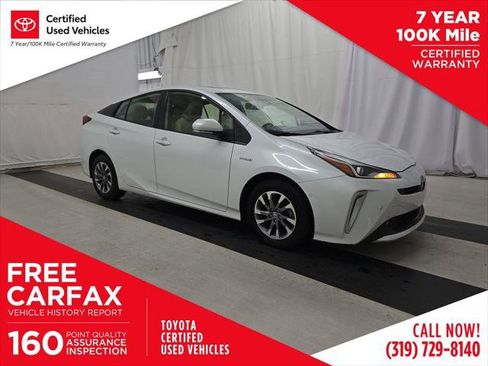 Certified 2022 Toyota Prius XLE w/ Premium Convenience Package FWD image 1