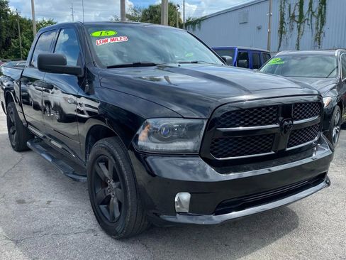 Used 2015 RAM 1500 Express image 3