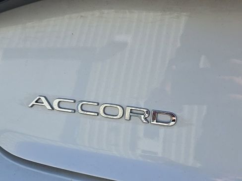 Used 2025 Honda Accord Touring image 7