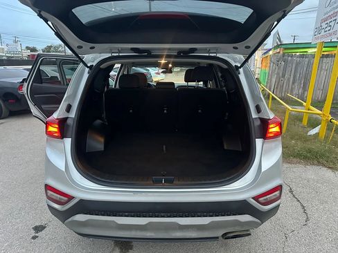 Used 2019 Hyundai Santa Fe SE image 14