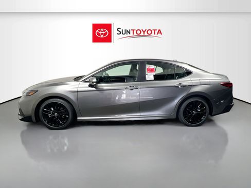 New 2026 Toyota Camry SE image 7